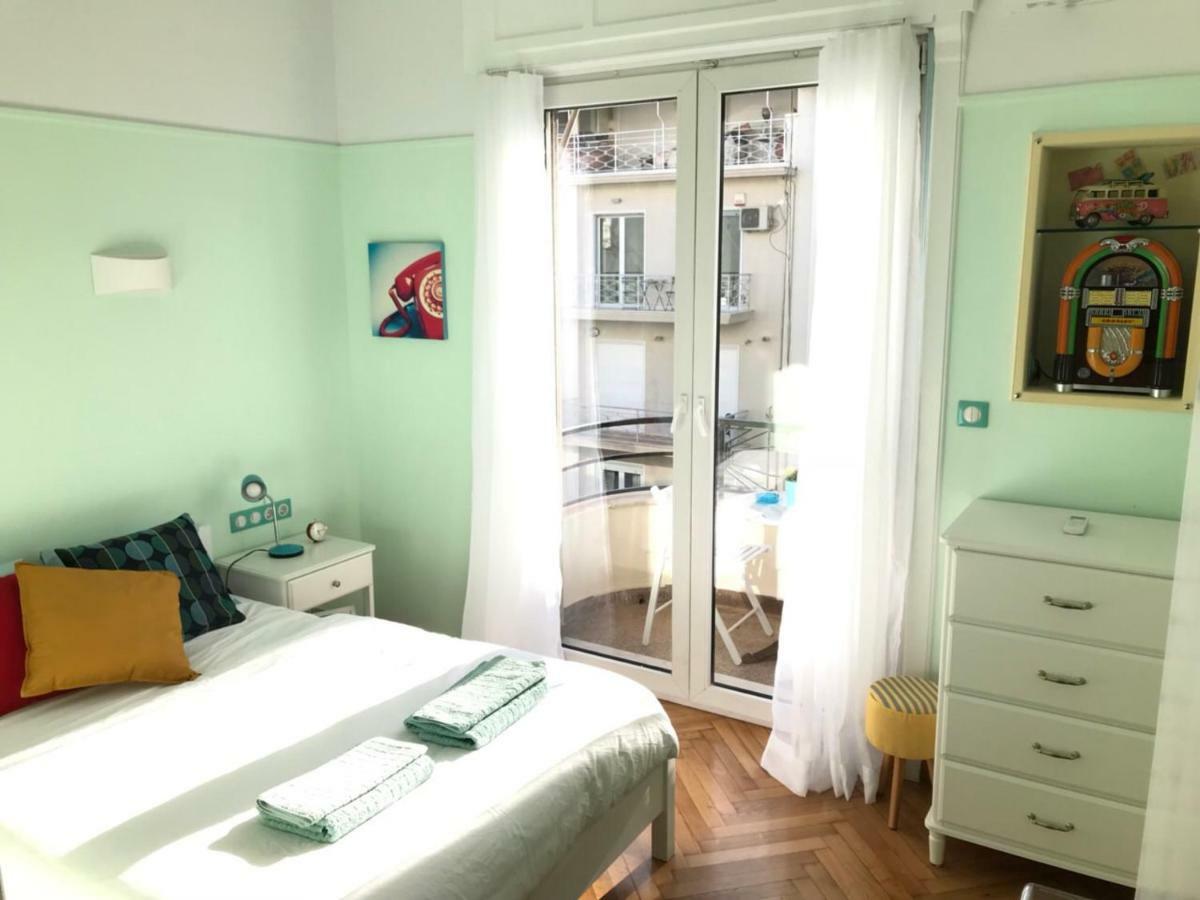 Spacious & Sunny Kolonaki Apt 5 Mins Metro/Acx3/1.5 Bt Athens Ngoại thất bức ảnh