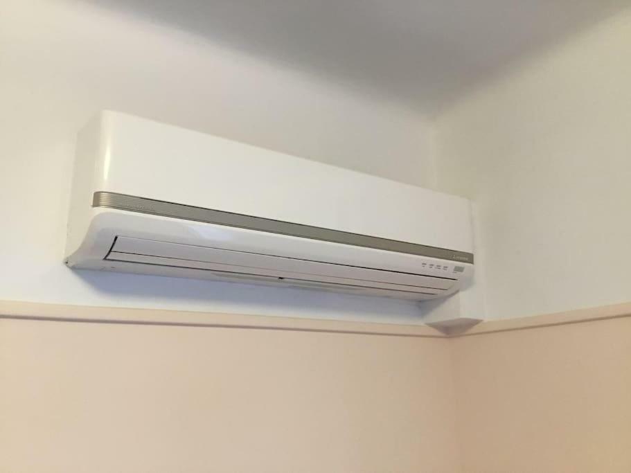 Spacious & Sunny Kolonaki Apt 5 Mins Metro/Acx3/1.5 Bt Athens Ngoại thất bức ảnh